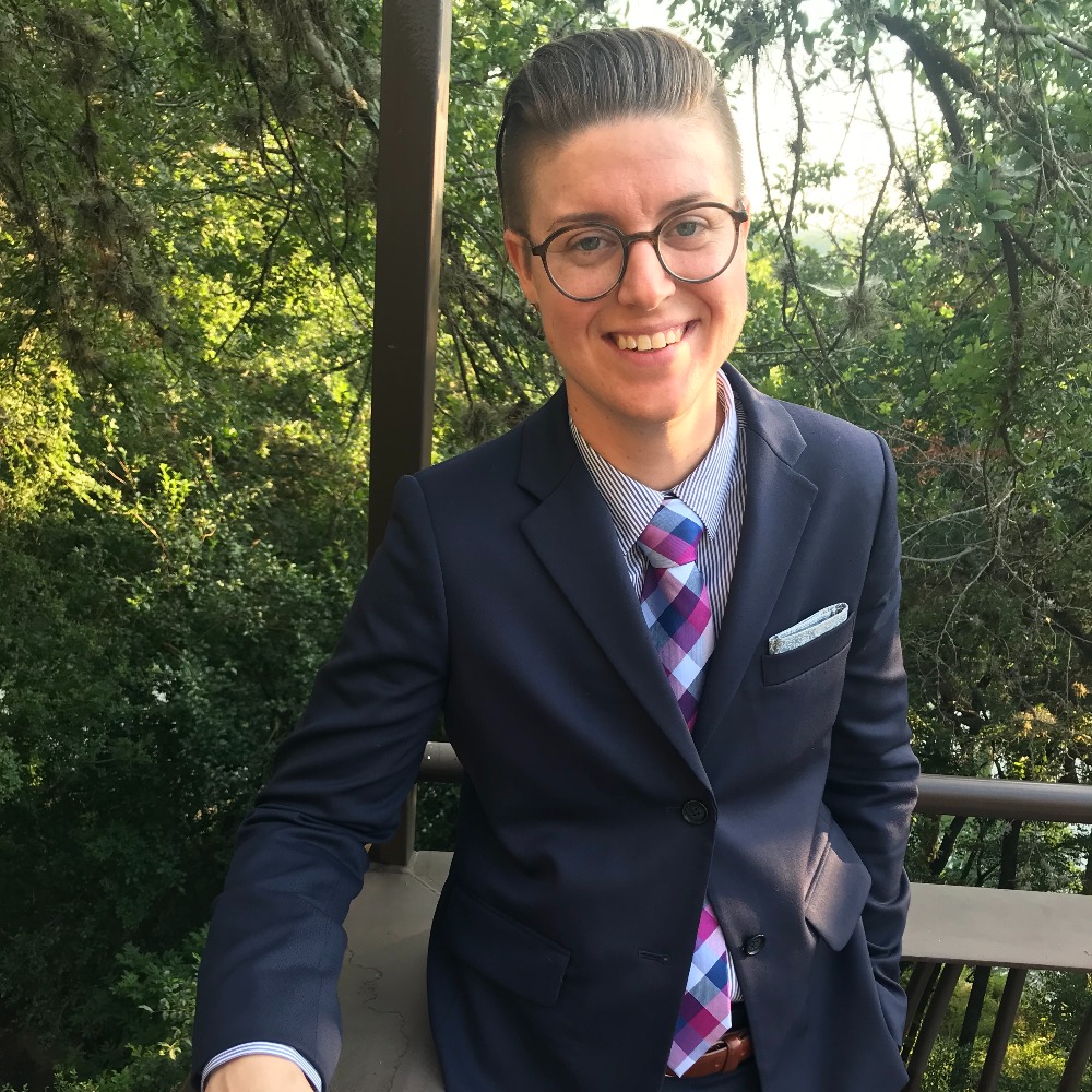 Meet your Posher, Jessica